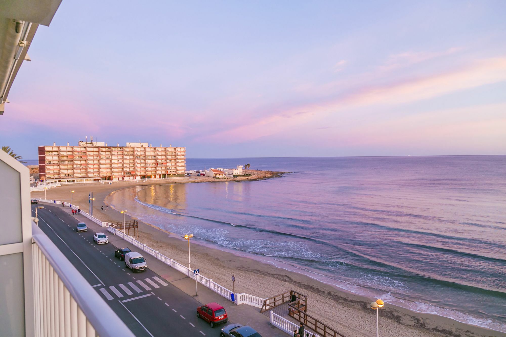 Homely Apartments Playa De Los Locos ตอร์เรเวียคา ภายนอก รูปภาพ